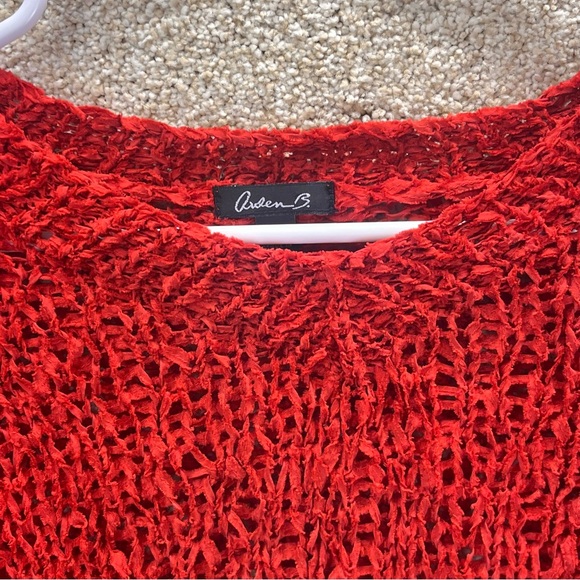 Imperfect y2k 100% silk top large crochet style crinkle red baddie going out top - Picture 7 of 17